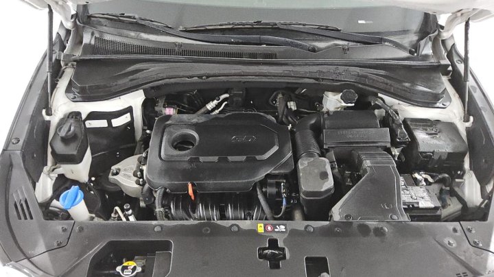 Hyundai Santa Fe SE 2020