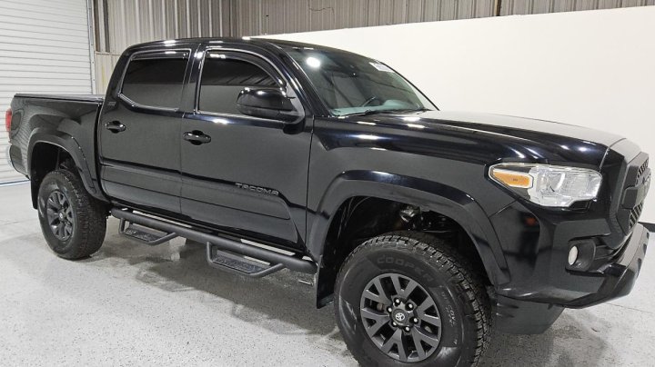 Toyota TACOMA DOUBLE CAB 2020