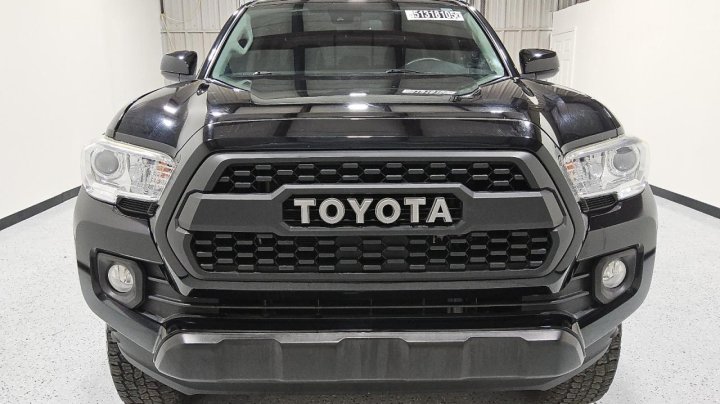 Toyota TACOMA DOUBLE CAB 2020