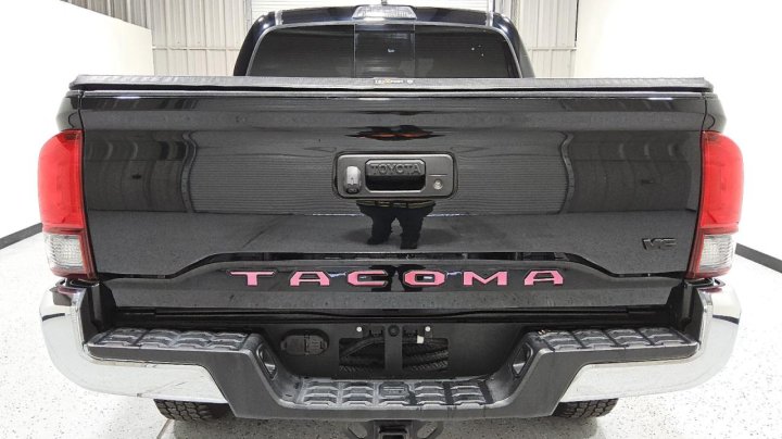Toyota TACOMA DOUBLE CAB 2020