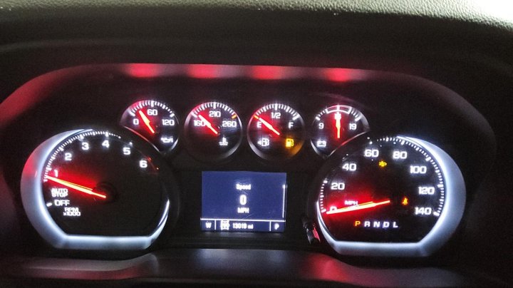 Chevrolet Silverado K1500 CUSTOM 2023