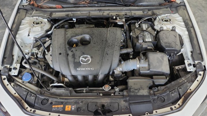 Mazda 3 PREMIUM 2022