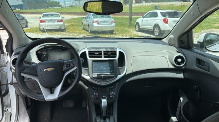 Chevrolet Sonic  2017