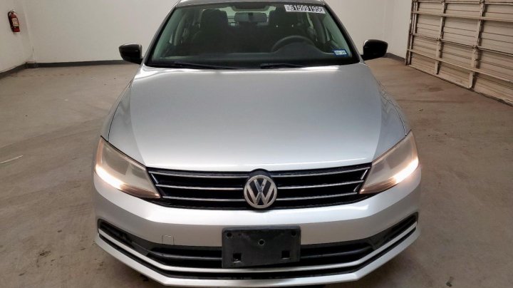 Volkswagen JETTA SE 2015