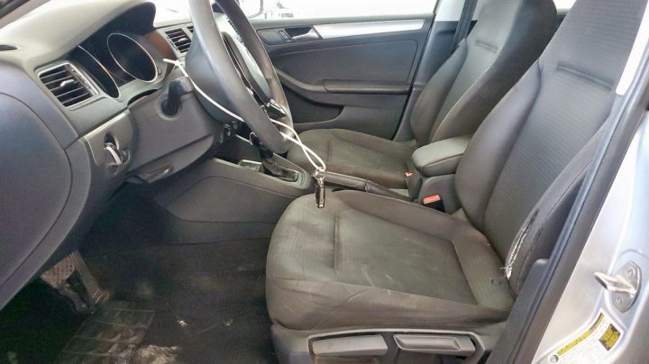 Volkswagen JETTA SE 2015