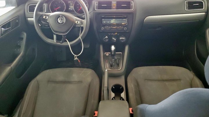 Volkswagen JETTA SE 2015