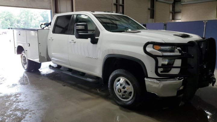Chevrolet Silverado K3500 LT 2023