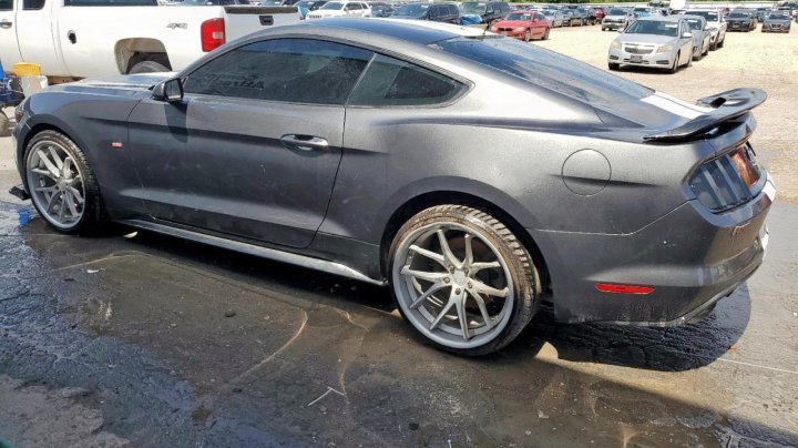 Ford MUSTANG  2017