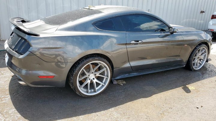 Ford MUSTANG  2017