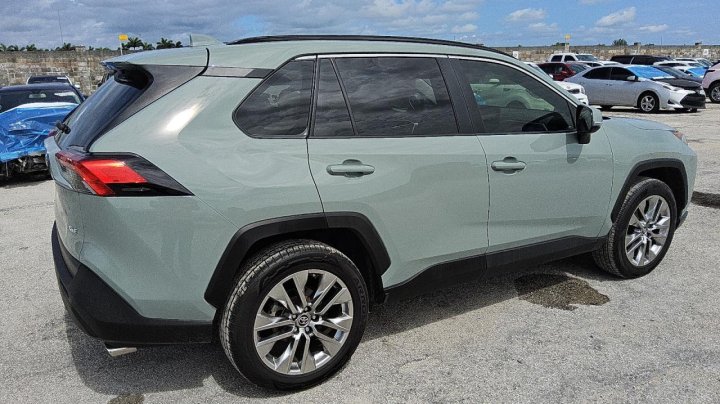 Toyota RAV4 XLE PREMIUM 2019