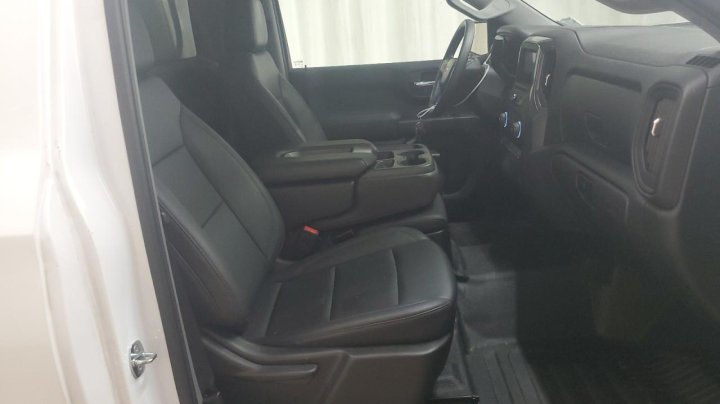 Chevrolet Silverado C1500 2023