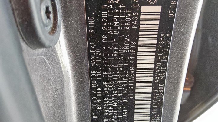 Toyota Camry SE 2021