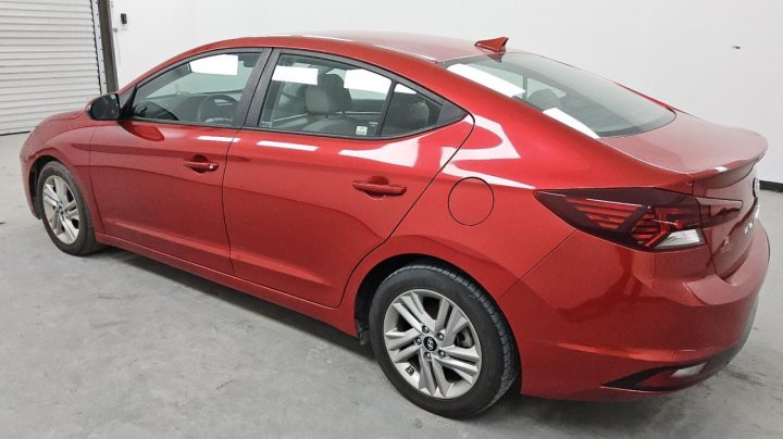 Hyundai Elantra SEL 2020