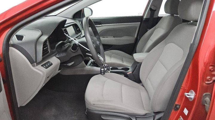 Hyundai Elantra SEL 2020