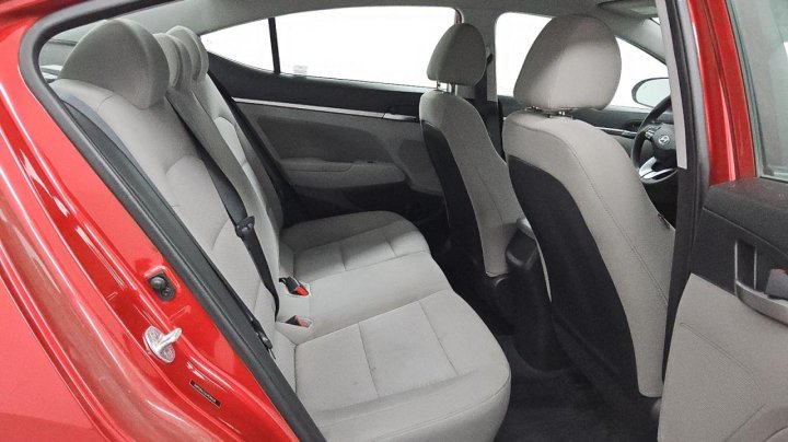Hyundai Elantra SEL 2020