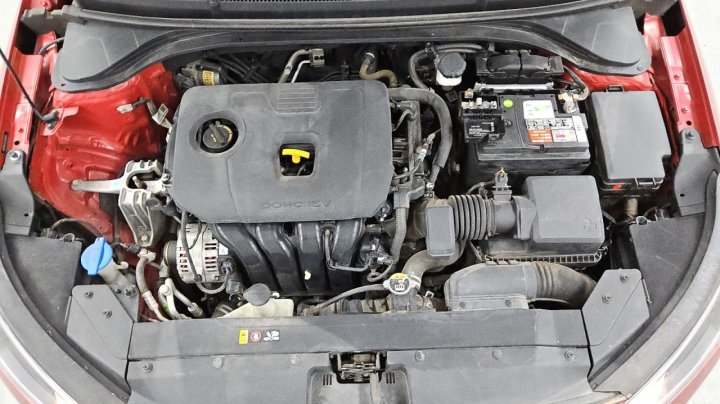 Hyundai Elantra SEL 2020