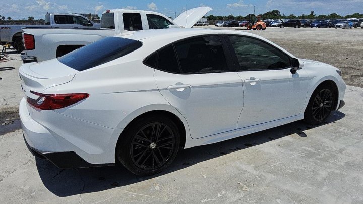Toyota Camry XSE 2025