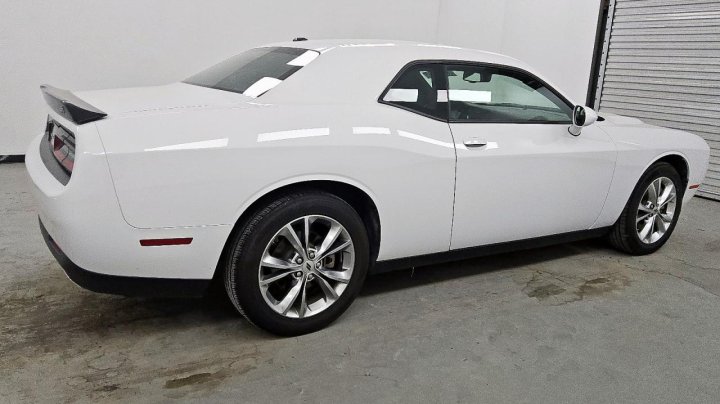 Dodge Challenger SXT 2023