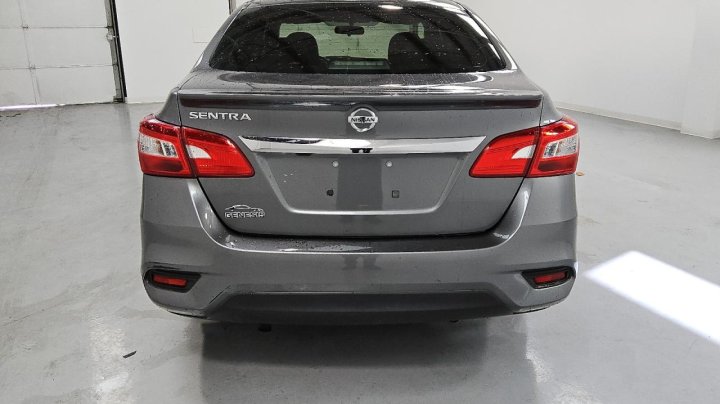 Nissan Sentra S 2019