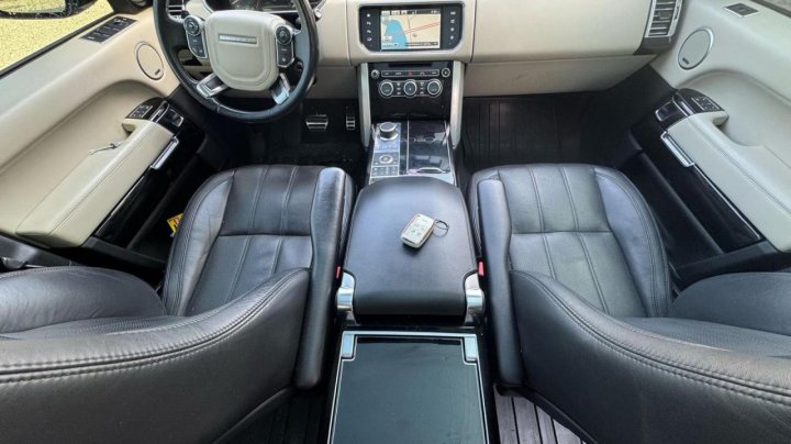 Land Rover Range Rover SUPERCHARGED 2016