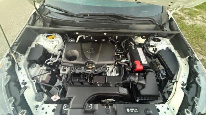 Toyota RAV4 XLE 2021
