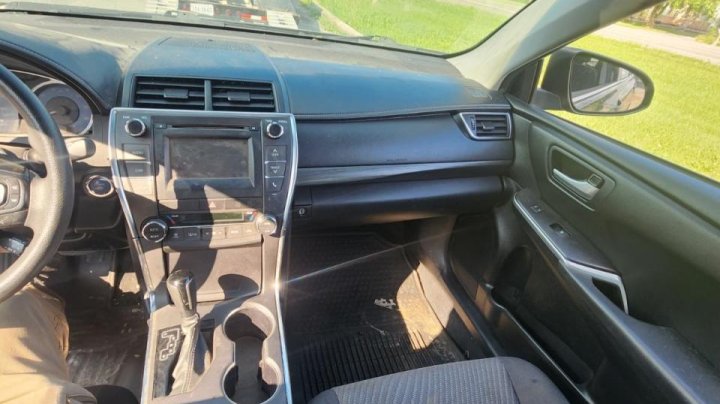Toyota Camry HYBRID 2016