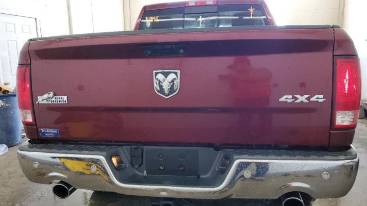 RAM 1500 SLT 2016