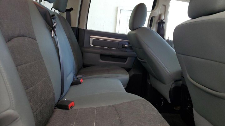 RAM 1500 SLT 2016