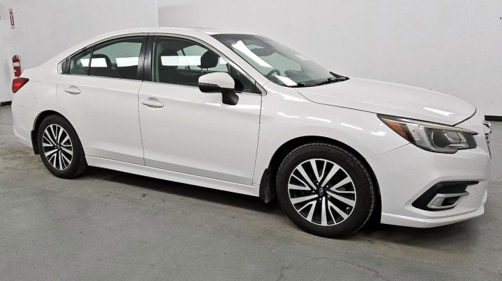 Subaru Legacy 2.5I PREMIUM 2019