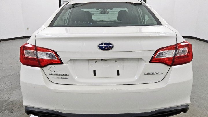 Subaru Legacy 2.5I PREMIUM 2019
