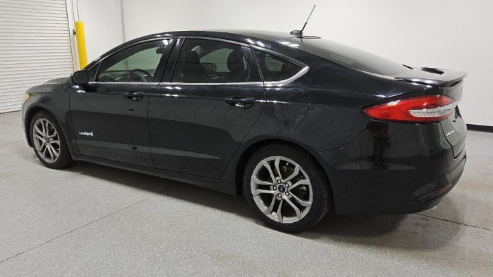 Ford FUSION SE HYBRID 2017