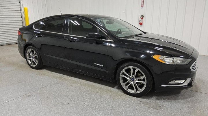 Ford FUSION SE HYBRID 2017