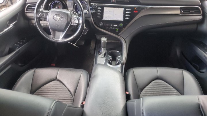 Toyota Camry L 2019