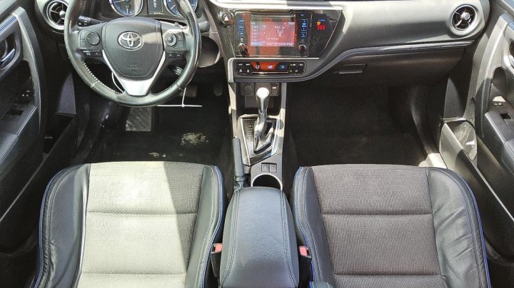 Toyota Corolla L 2019