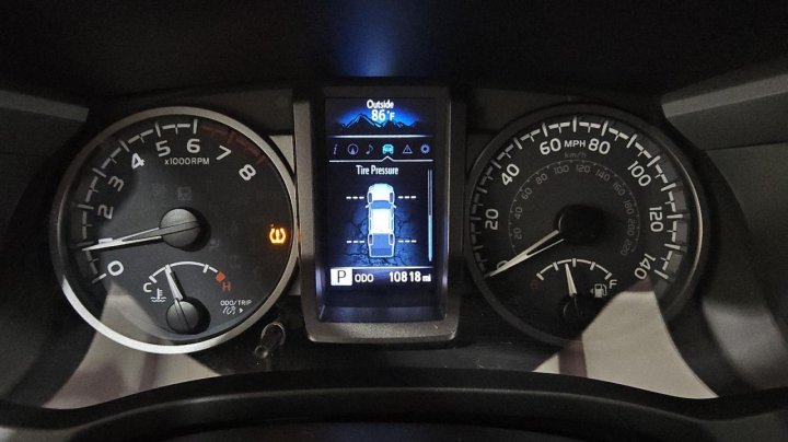 Toyota TACOMA DOUBLE CAB 2022