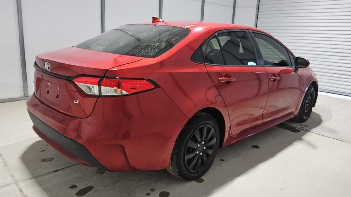 Toyota Corolla LE 2021
