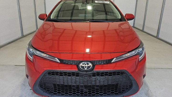 Toyota Corolla LE 2021