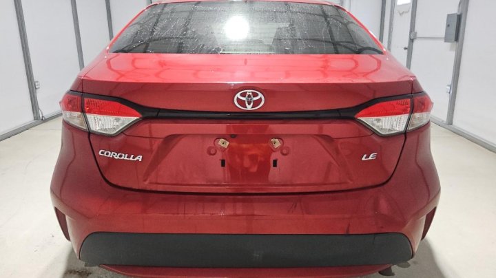 Toyota Corolla LE 2021