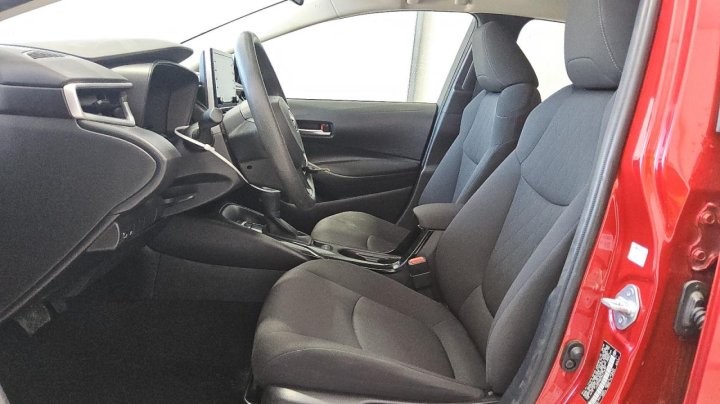 Toyota Corolla LE 2021