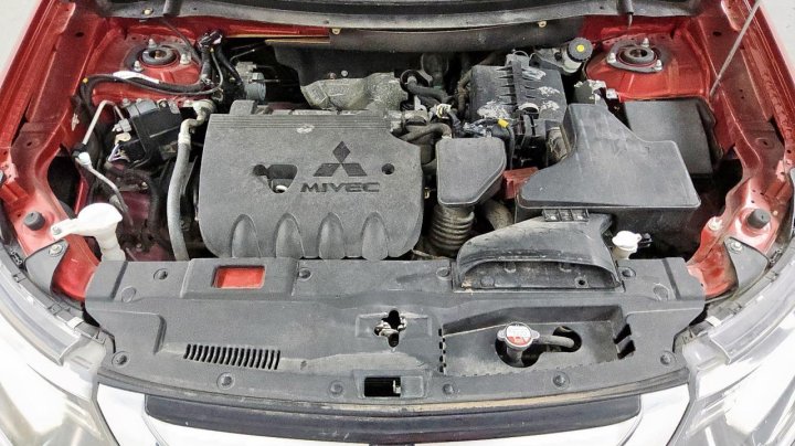 Mitsubishi Outlander SE 2016