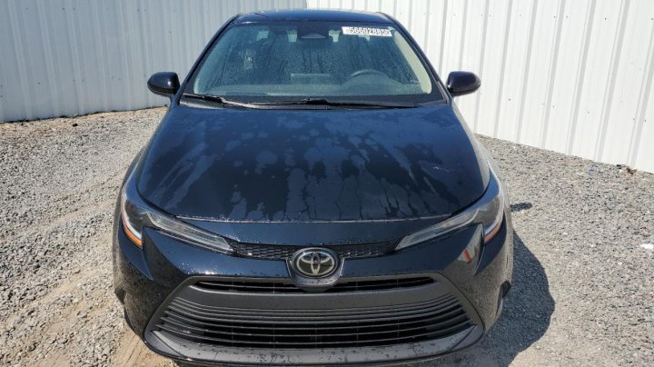 Toyota Corolla LE 2024