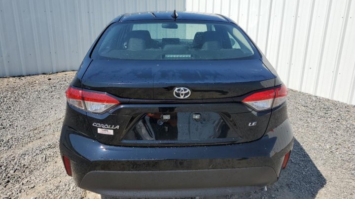 Toyota Corolla LE 2024