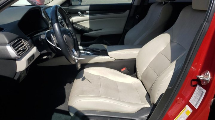Honda Accord TOURING 2018