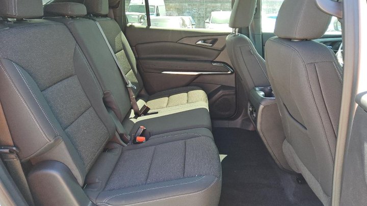 Chevrolet Traverse LS 2024