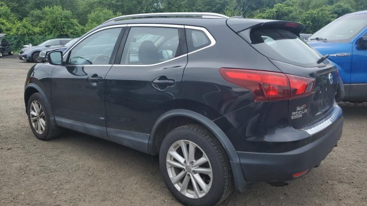 Nissan Rogue Sport S 2018