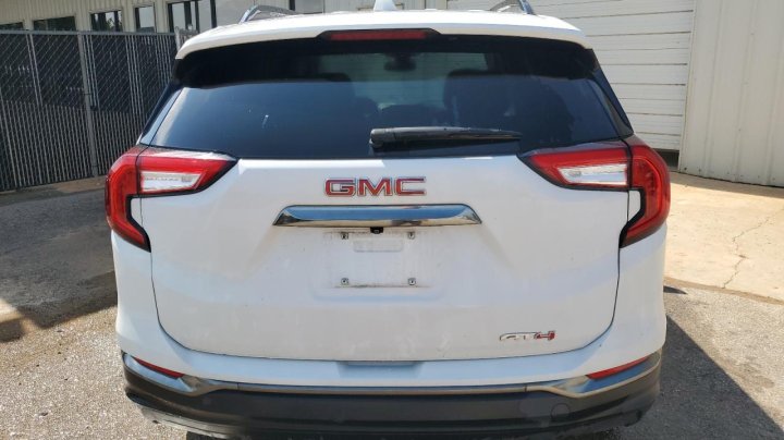 GMC TERRAIN AT4 2023