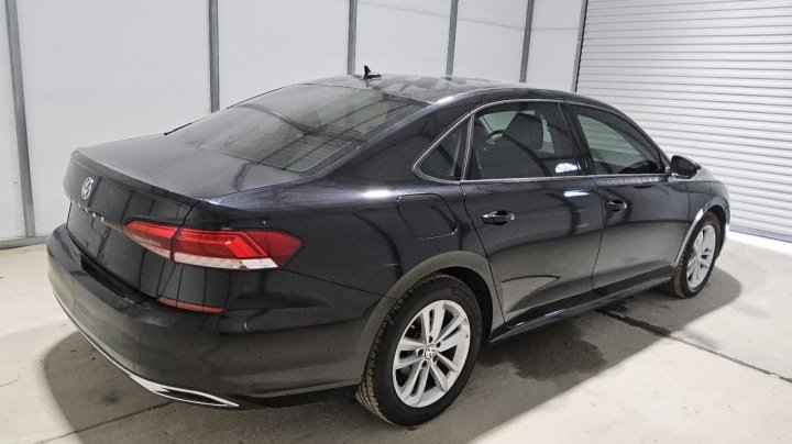 Volkswagen PASSAT S 2020