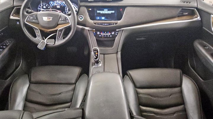 Cadillac XT5 PLATINUM 2017