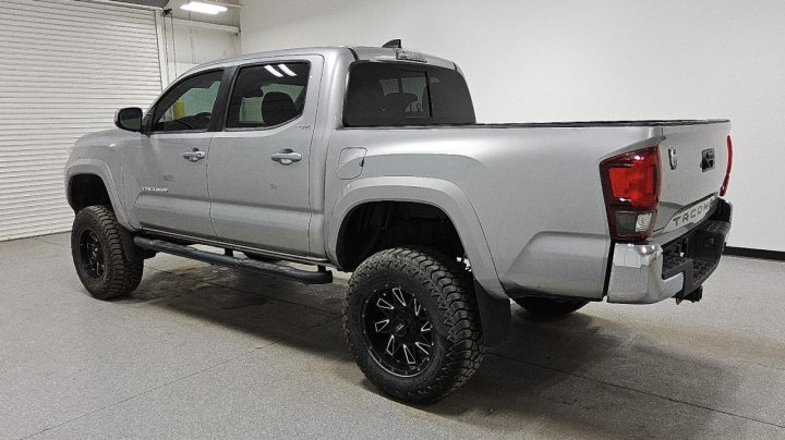 Toyota TACOMA DOUBLE CAB 2020