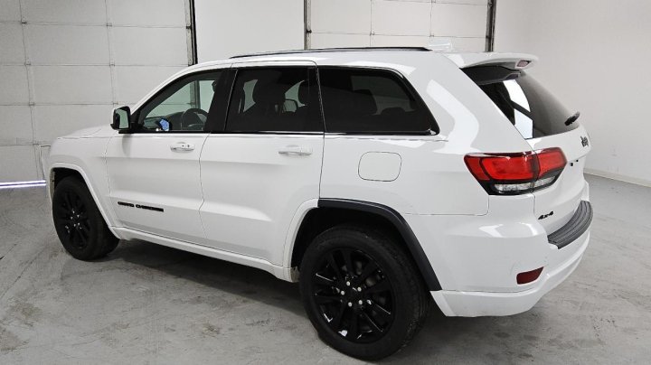 JEEP Grand Cherokee LAREDO 2019